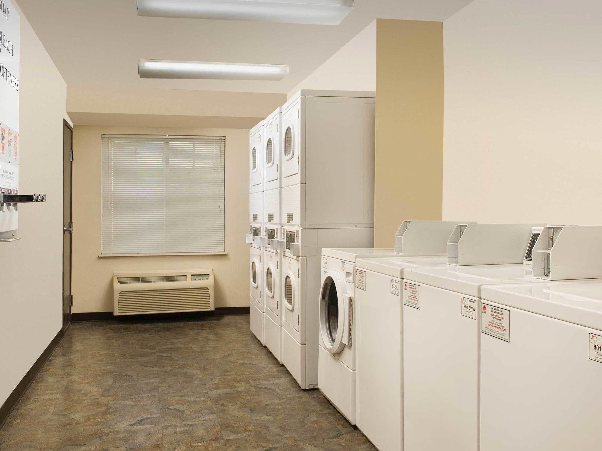 Woodspring Suites Окала Екстериор снимка